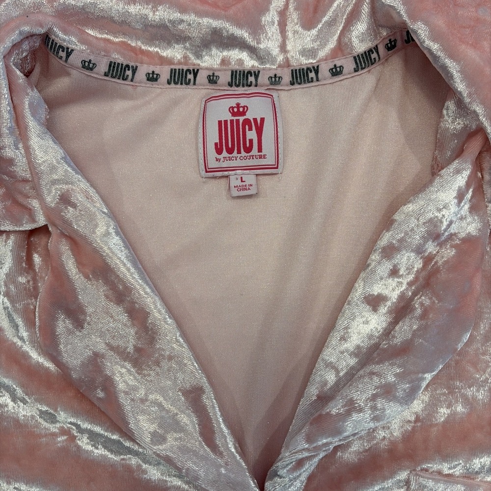Womens Juicy Couture pink velour short sleeve button up top‎ Size  Large - Picture 2 of 12